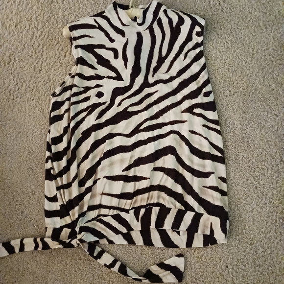 WOMEN'S RALPH LAUREN  TOP SIZE XL - Picture 2 of 9